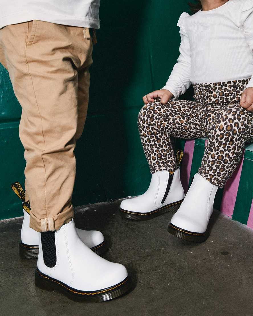 vita dr martens 2976 chelsea-stövlar för barn