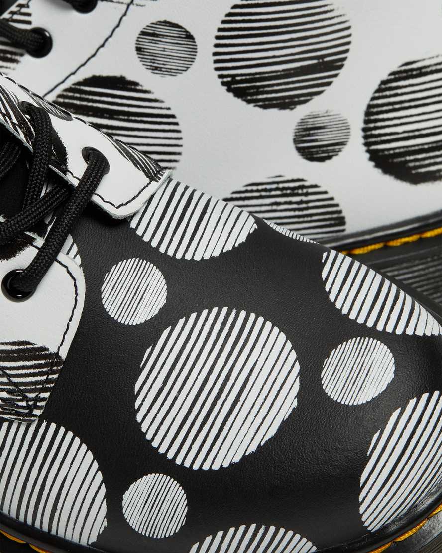 svarta dr martens 1460 polka dot barnstövlar med snörning