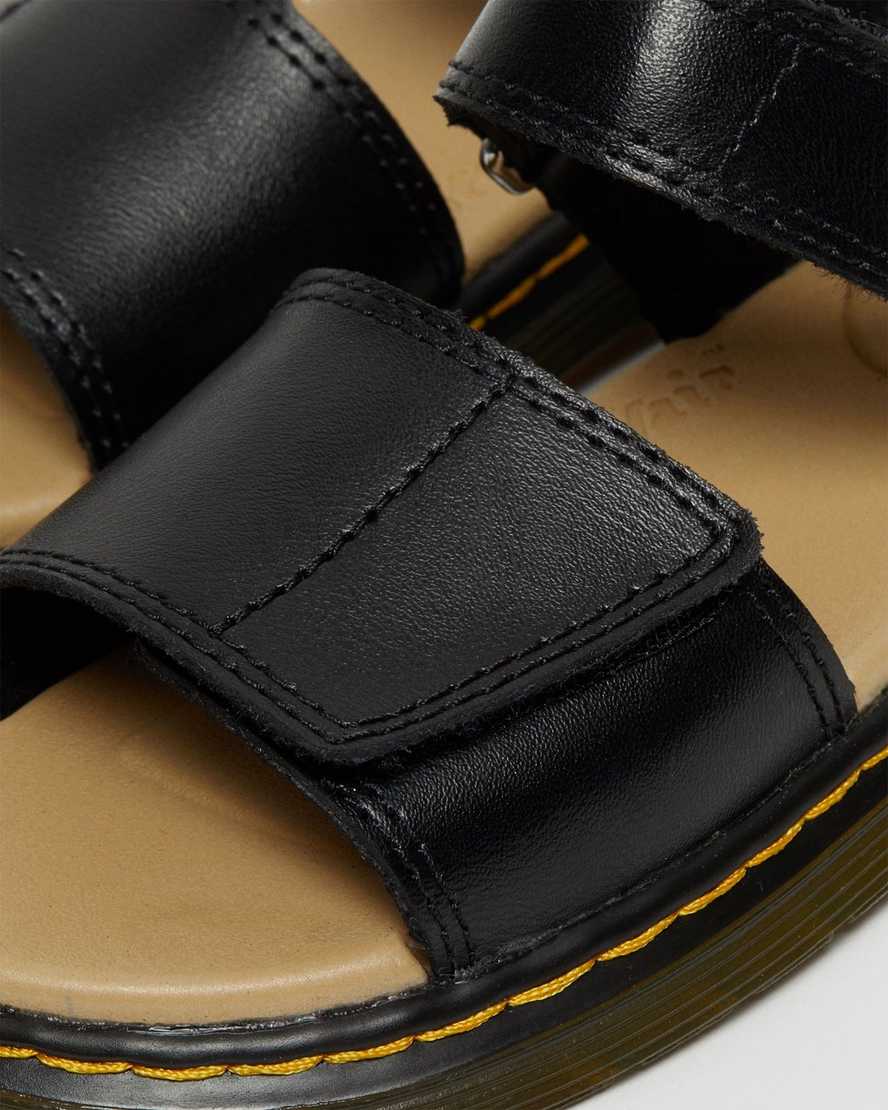 svarta dr martens romi kardborresandaler för barn