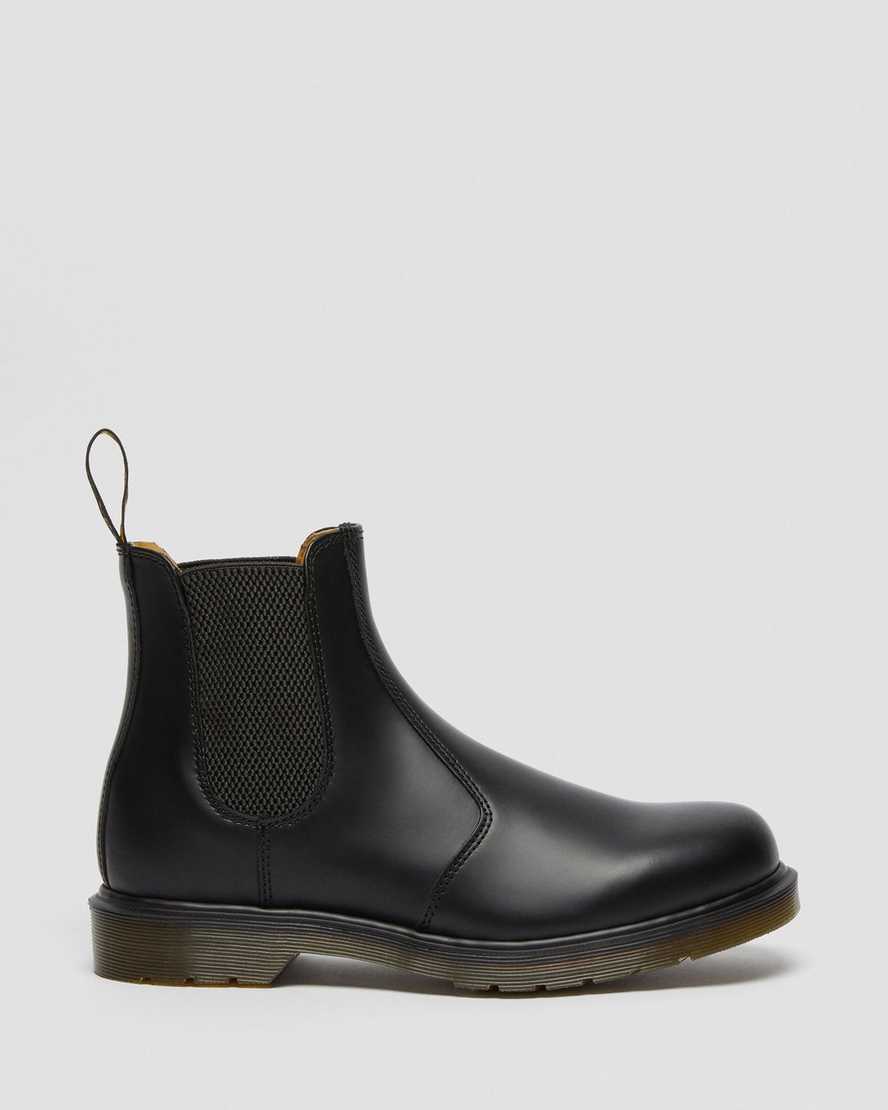 svarta dr martens 2976 smooth chelsea-stövlar för män