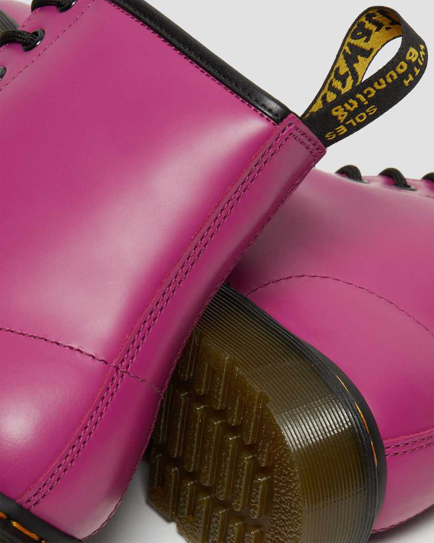 rosa dr martens 1460 smooth herrstövlar med snörning