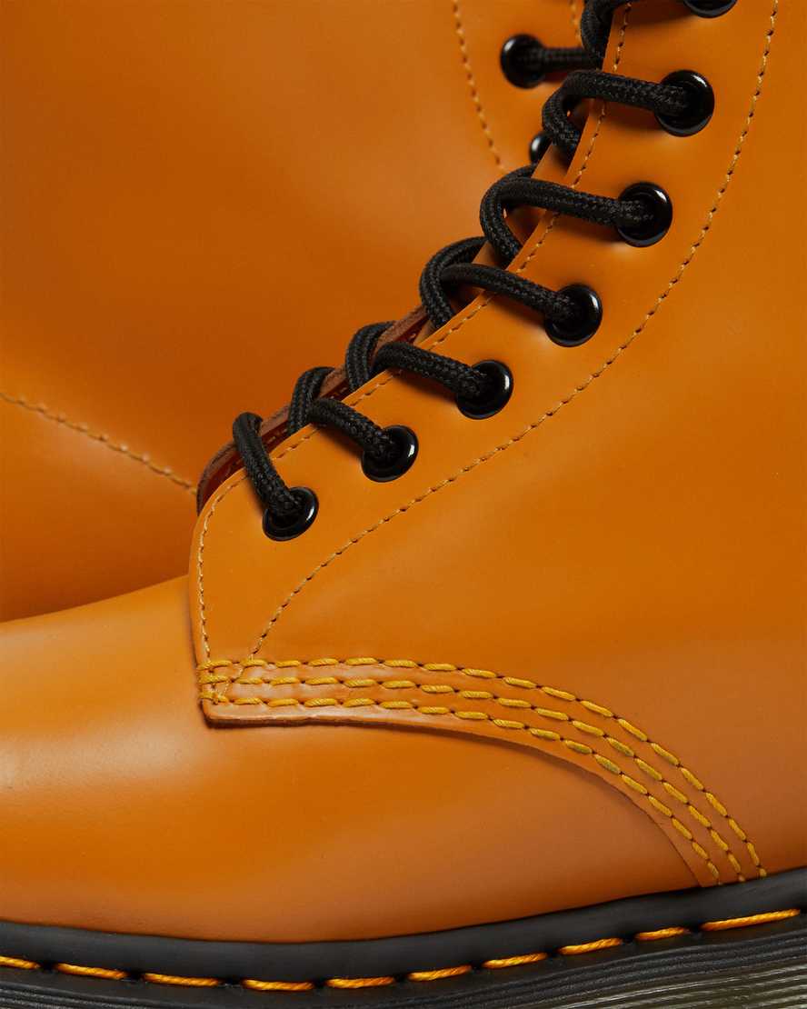 orange dr martens 1460 smooth herrstövlar med snörning