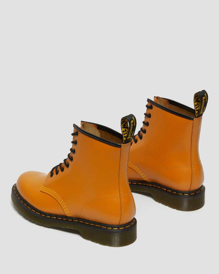 orange dr martens 1460 smooth herrstövlar med snörning