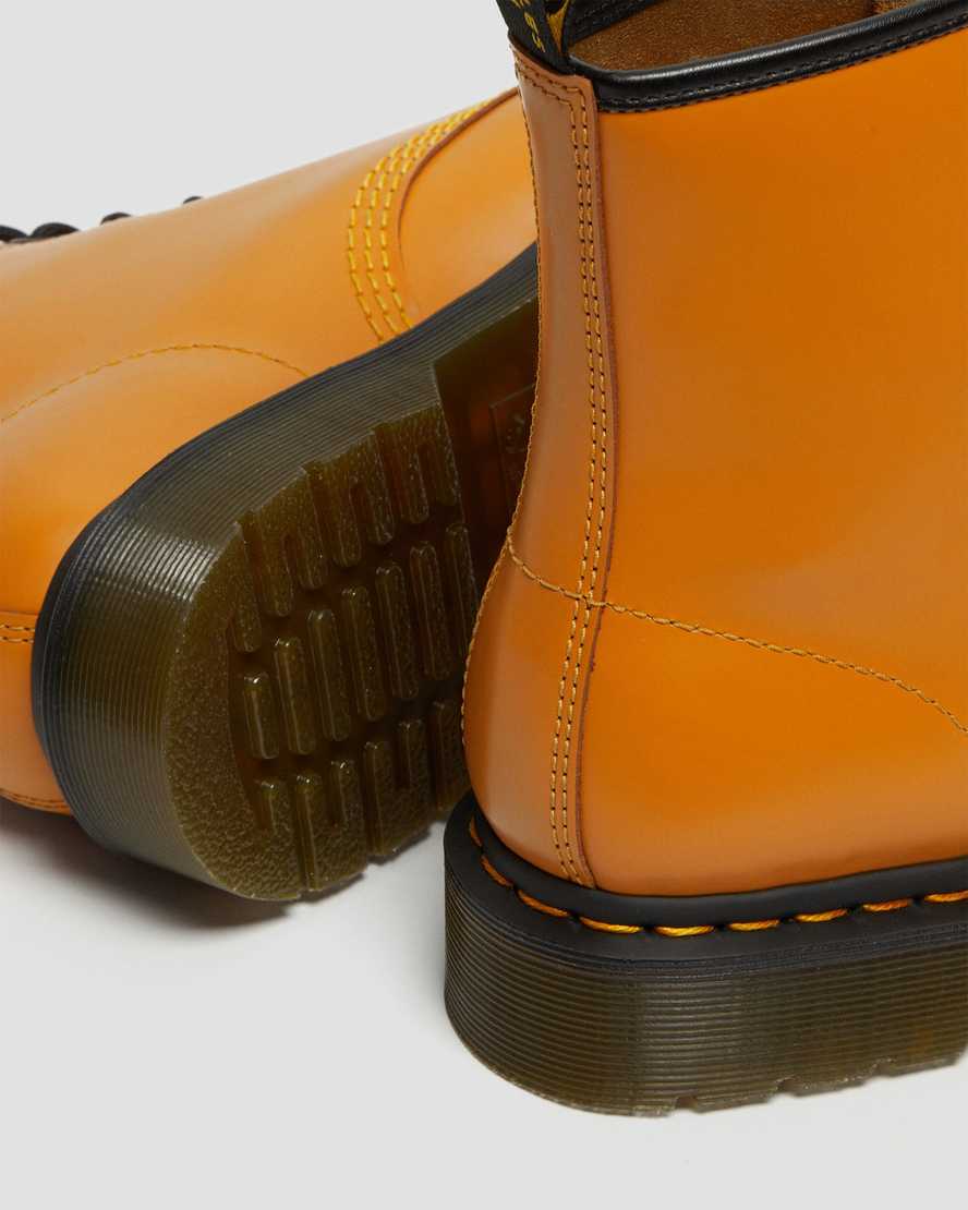 orange dr martens 1460 smooth herrstövlar med snörning