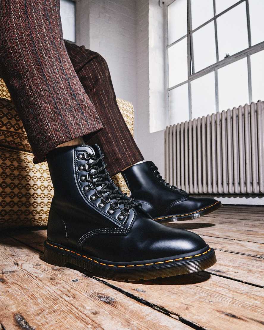 svarta dr martens 1460 pascal verso smooth herrstövlar med snörning