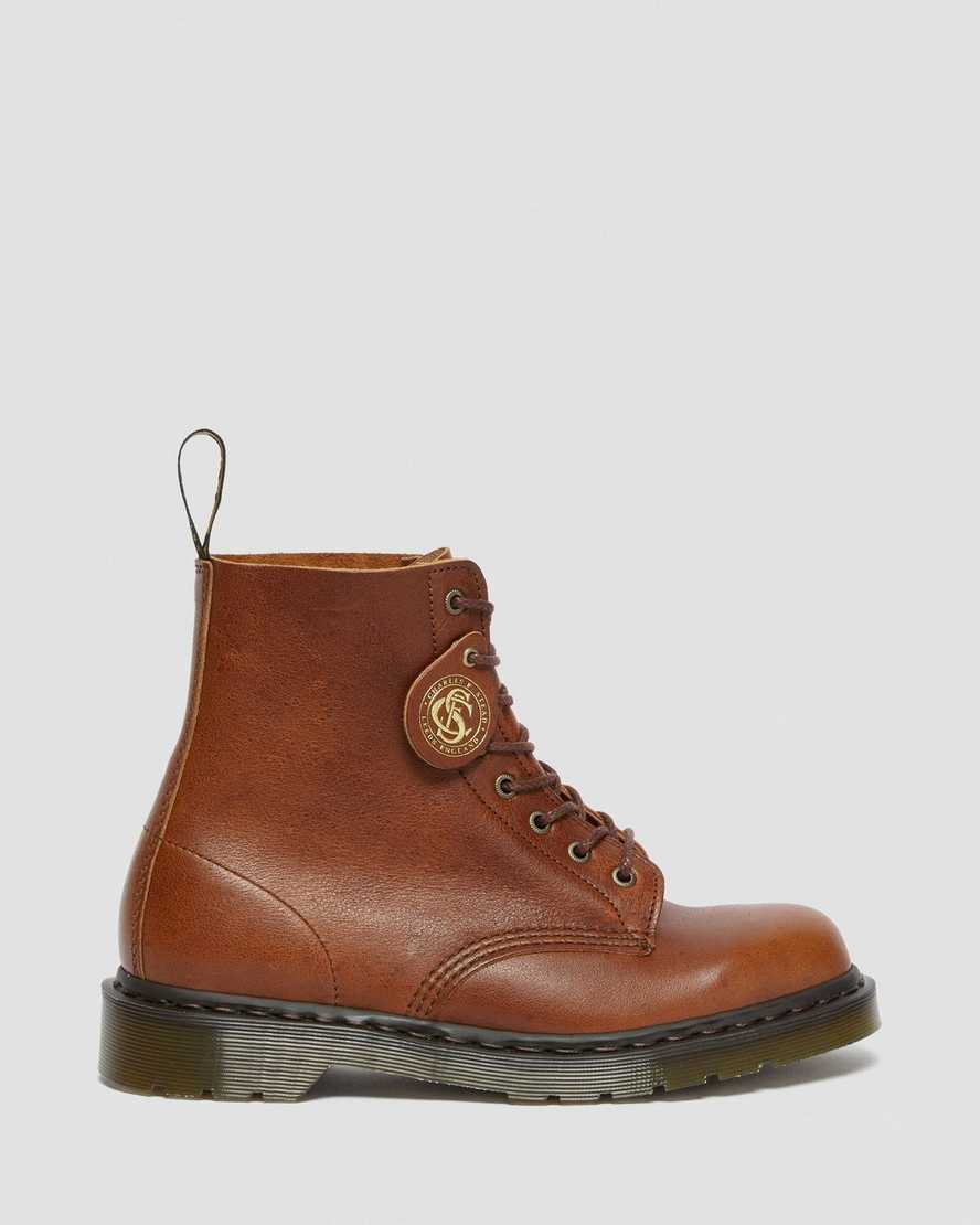 bruna dr martens 1460 pascal herrstövlar med snörning