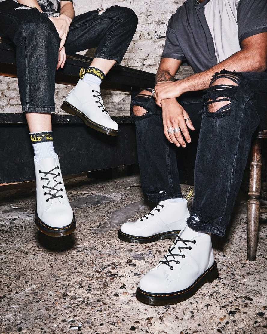 vita dr martens church smooth monkey-stövlar för män