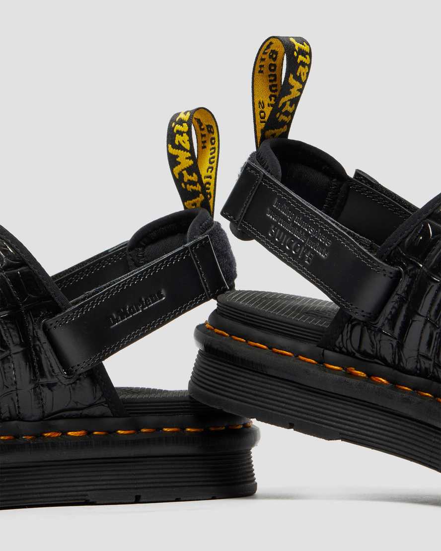 svarta dr martens mura suicoke croco herrsandaler