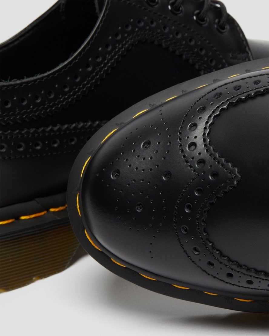 svarta dr martens 3989 yellow stitch smooth brogues för herr