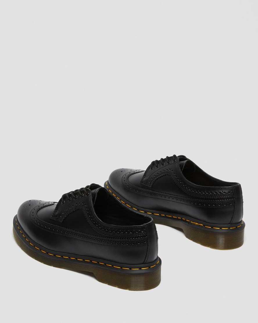 svarta dr martens 3989 yellow stitch smooth brogues för herr