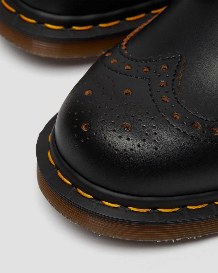 svarta dr martens 3989 vintage made in england herr brogueskor