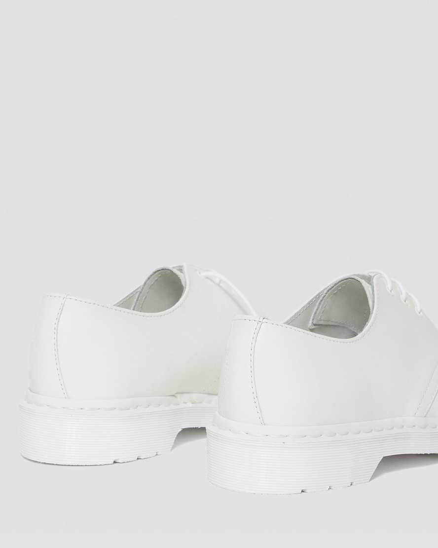vita dr martens 1461 mono smooth oxfordskor för män
