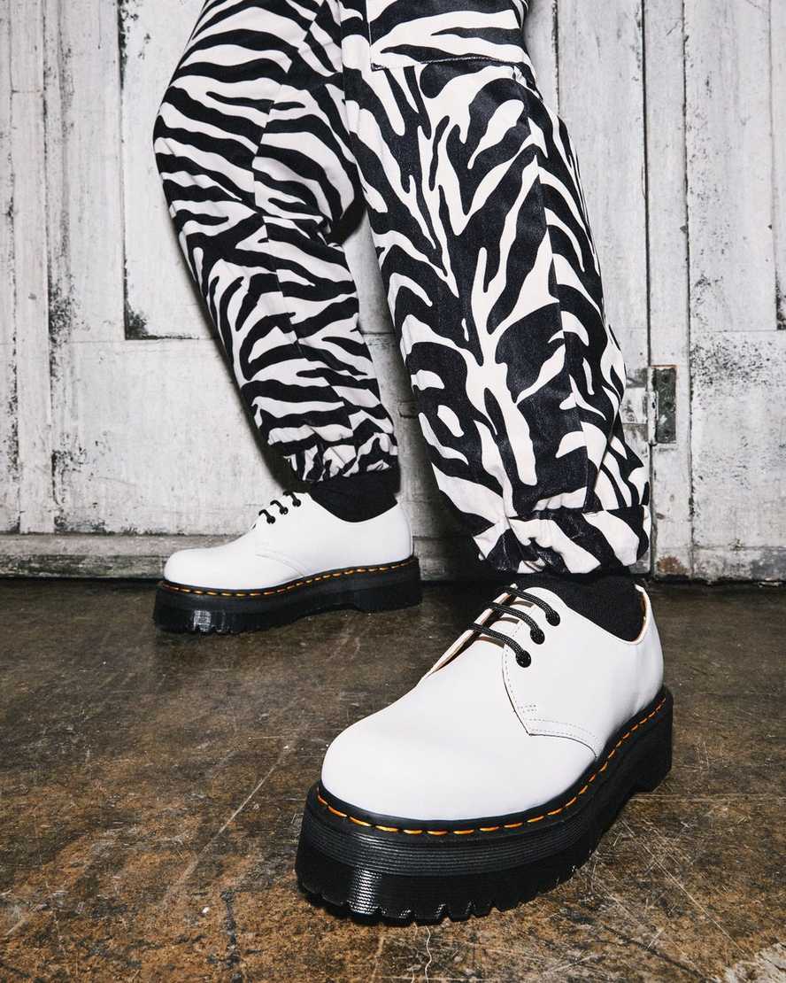 vita dr martens 1461 smooth herr platåskor