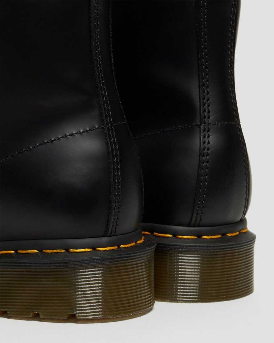 svarta dr martens 101 yellow stitch smooth damstövlar