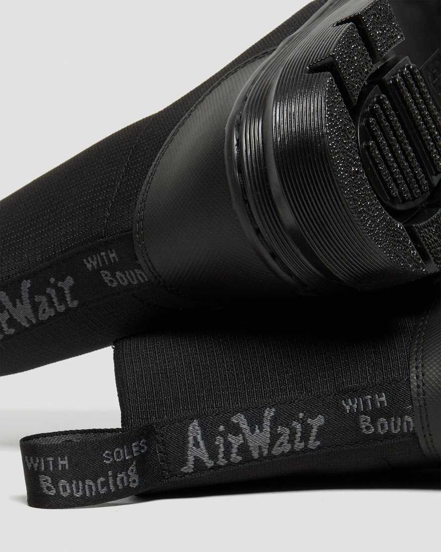 svarta dr martens combs ii poly damstövlar