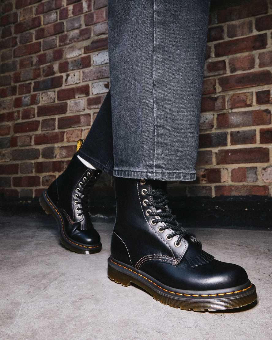 svarta dr martens 1460 pascal abruzzo damstövlar