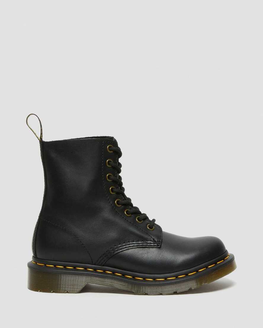 svarta dr martens 1460 pascal wanama damstövlar