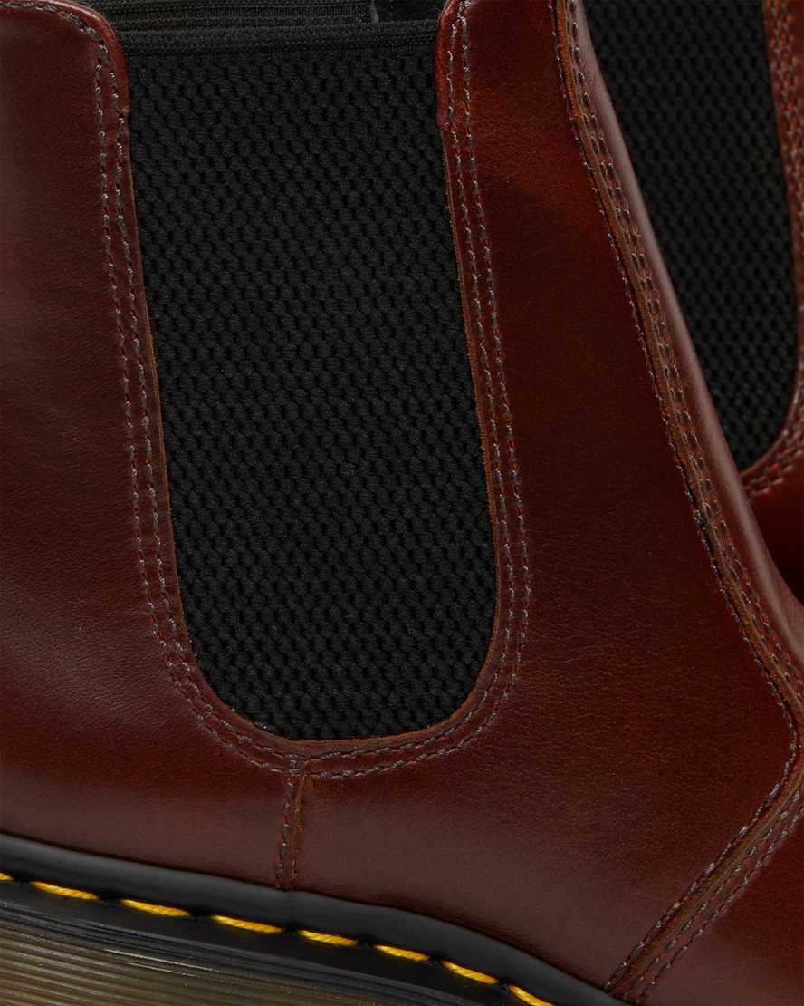 bruna dr martens cadence chelsea-stövlar med klack för kvinnor
