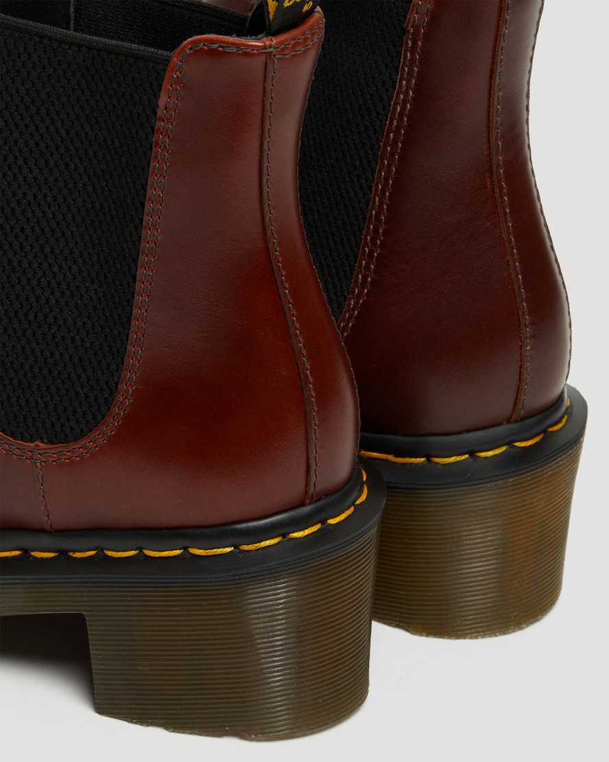 bruna dr martens cadence chelsea-stövlar med klack för kvinnor