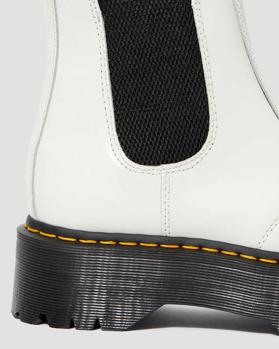 vita dr martens 2976 smooth platform chelsea stövlar för dam