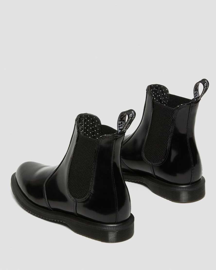 svarta dr martens flora smooth chelsea-stövlar för kvinnor