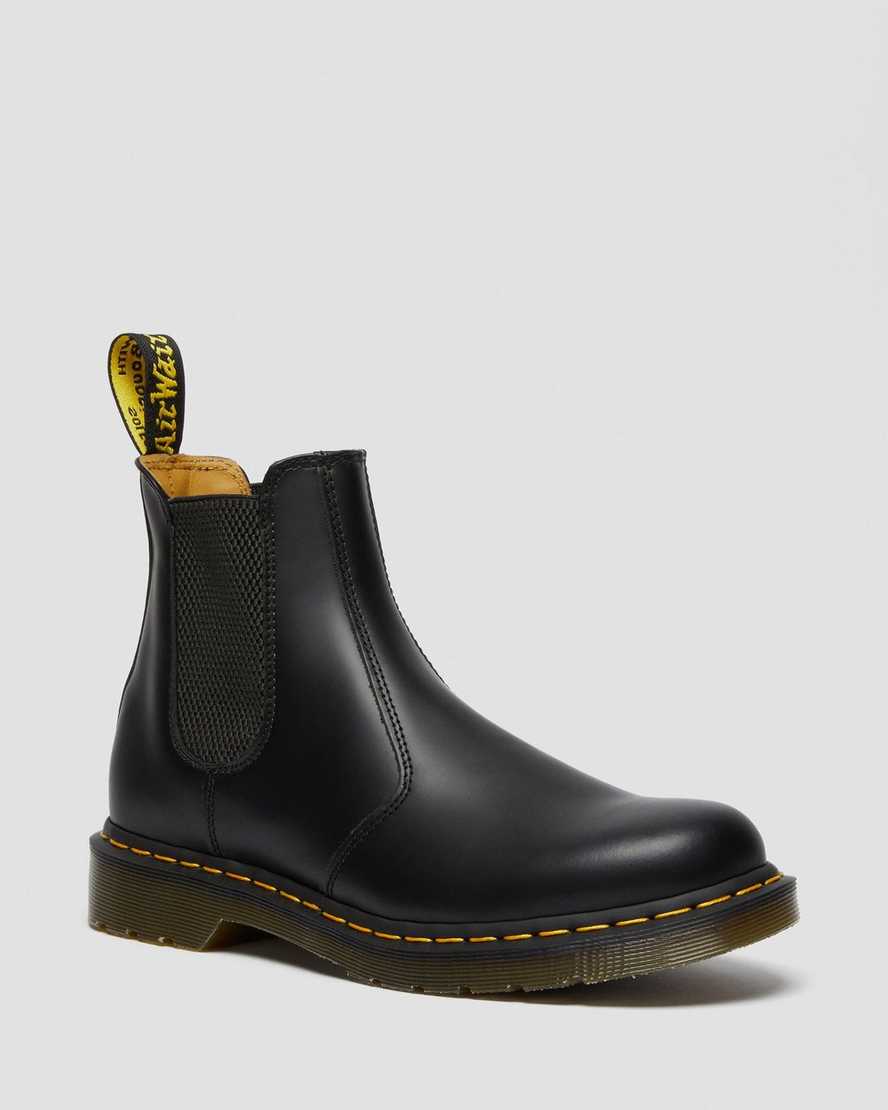 svarta dr martens 2976 yellow stitch smooth chelsea stövlar för dam