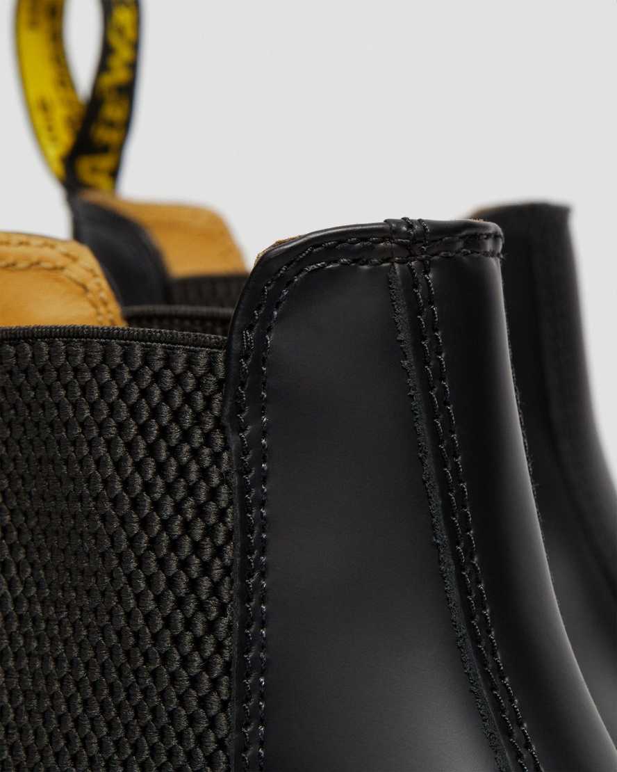 svarta dr martens 2976 yellow stitch smooth chelsea stövlar för dam