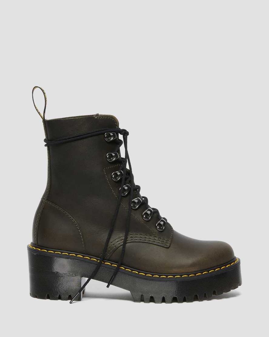 bruna dr martens leona damklackade stövlar