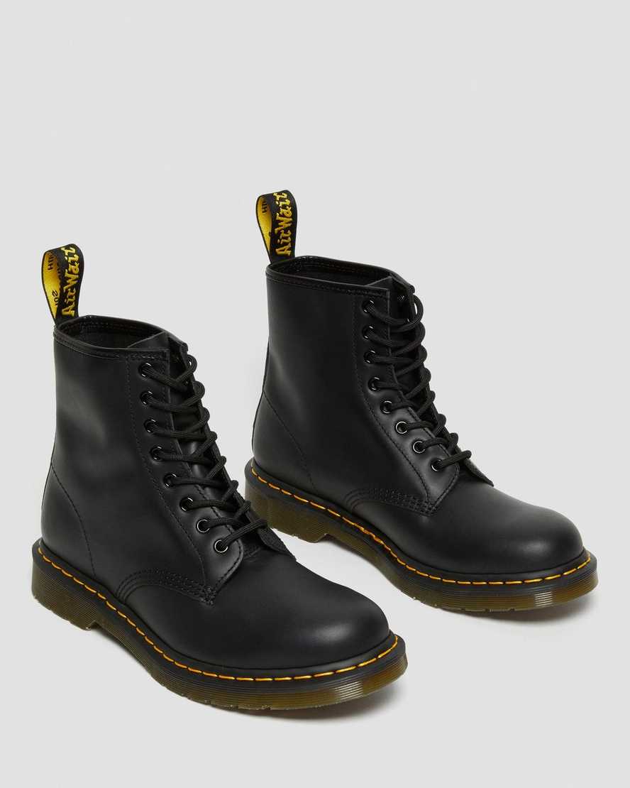 svarta dr martens 1460 nappa damstövlar med snörning