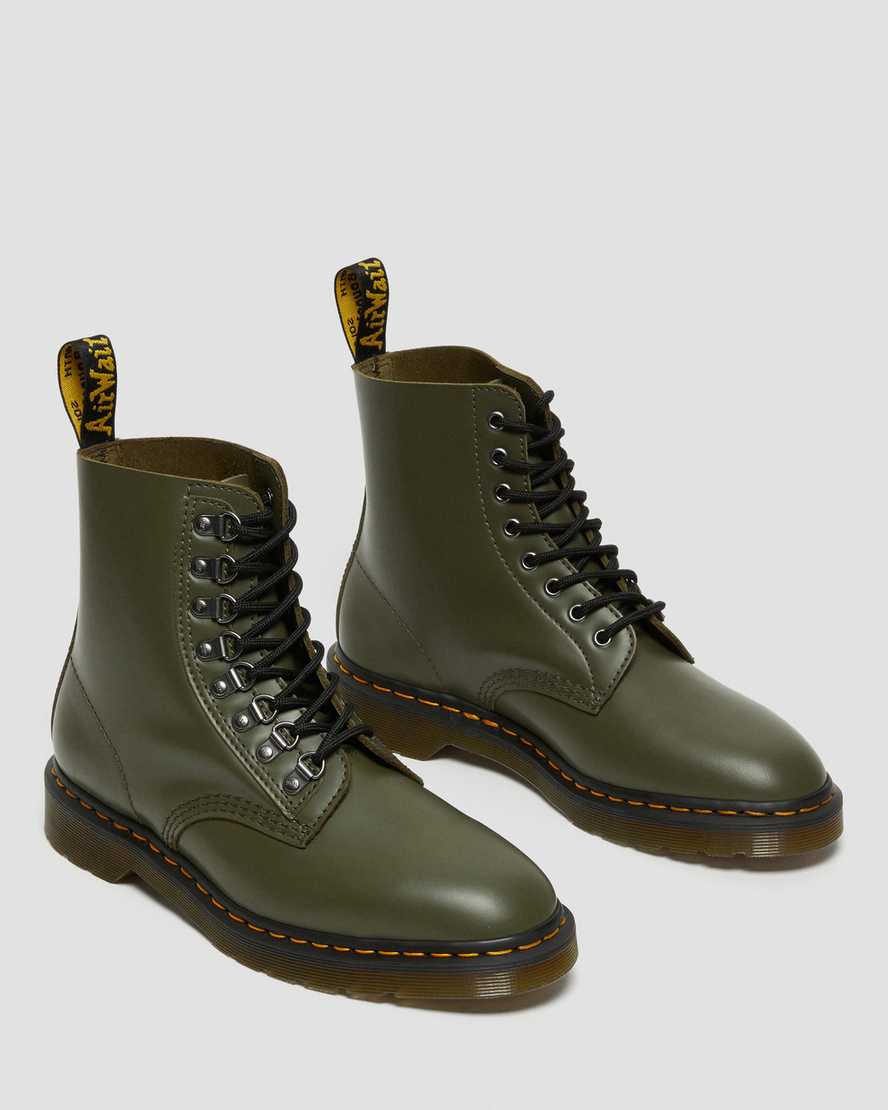 gröna dr martens 1460 pascal verso smooth damstövlar med snörning