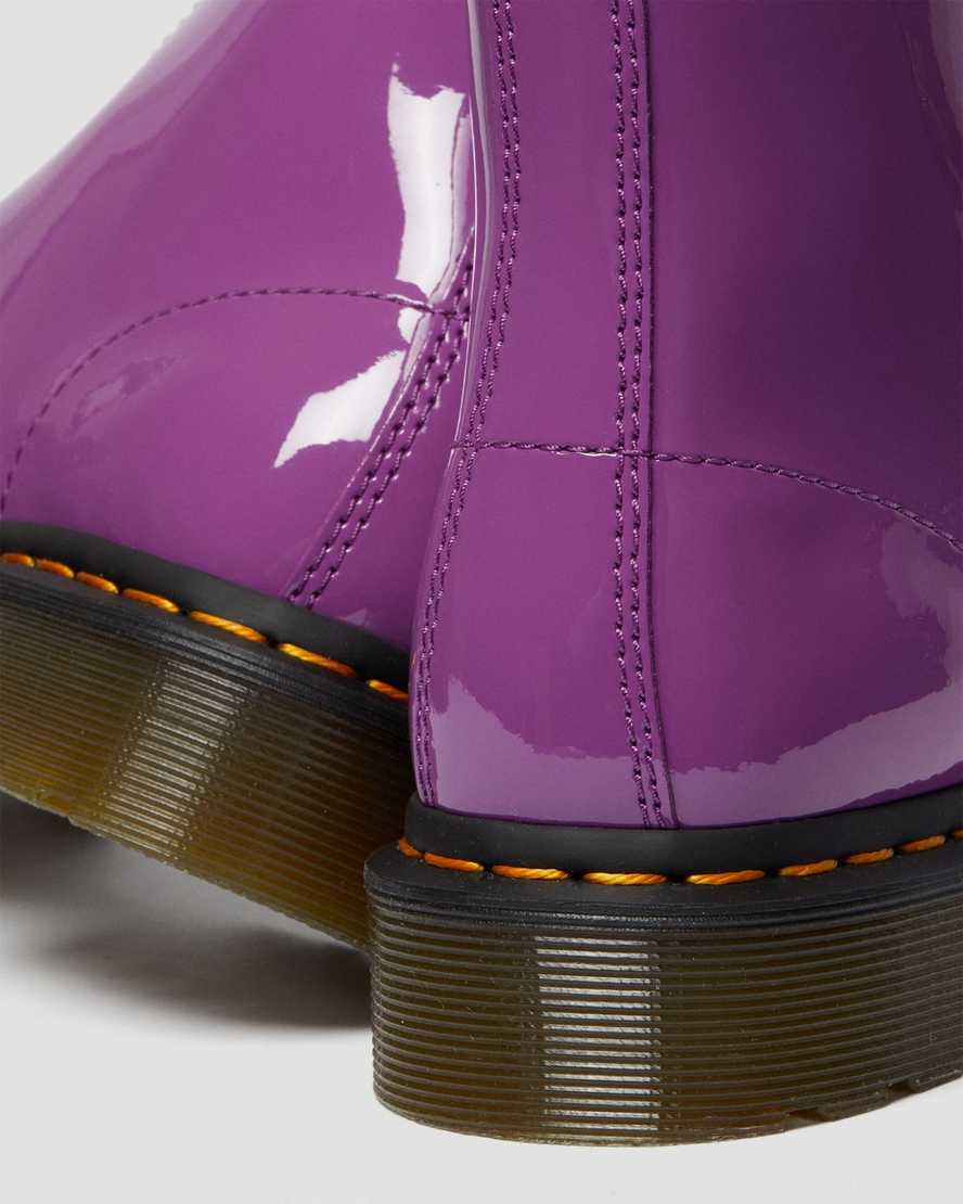 lila dr martens 1460 patent damstövlar med snörning