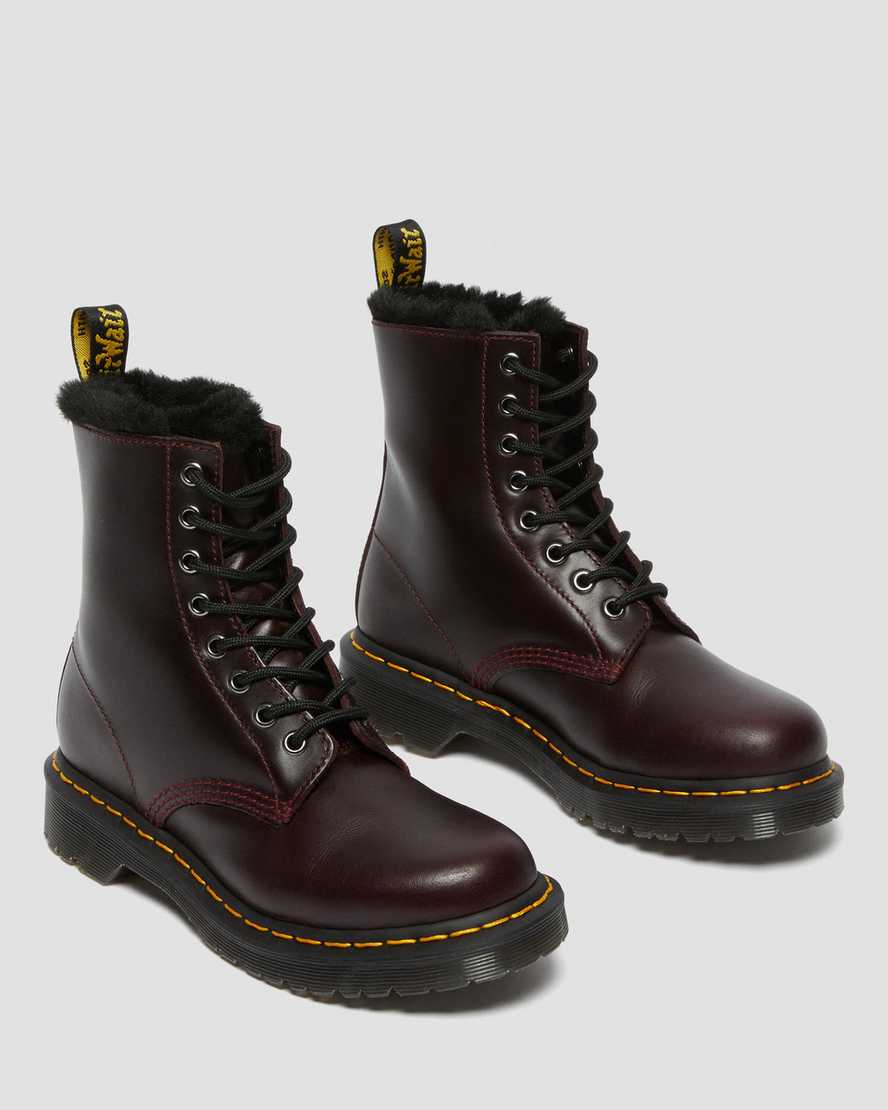 dr martens 1460 serena fuskpälsfodrade damstövlar med snörning vinröda