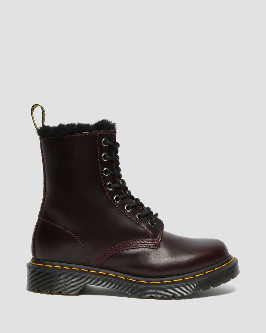 dr martens 1460 serena fuskpälsfodrade damstövlar med snörning vinröda