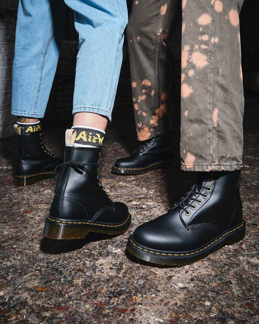 svarta dr martens 1460 felix damstövlar med snörning