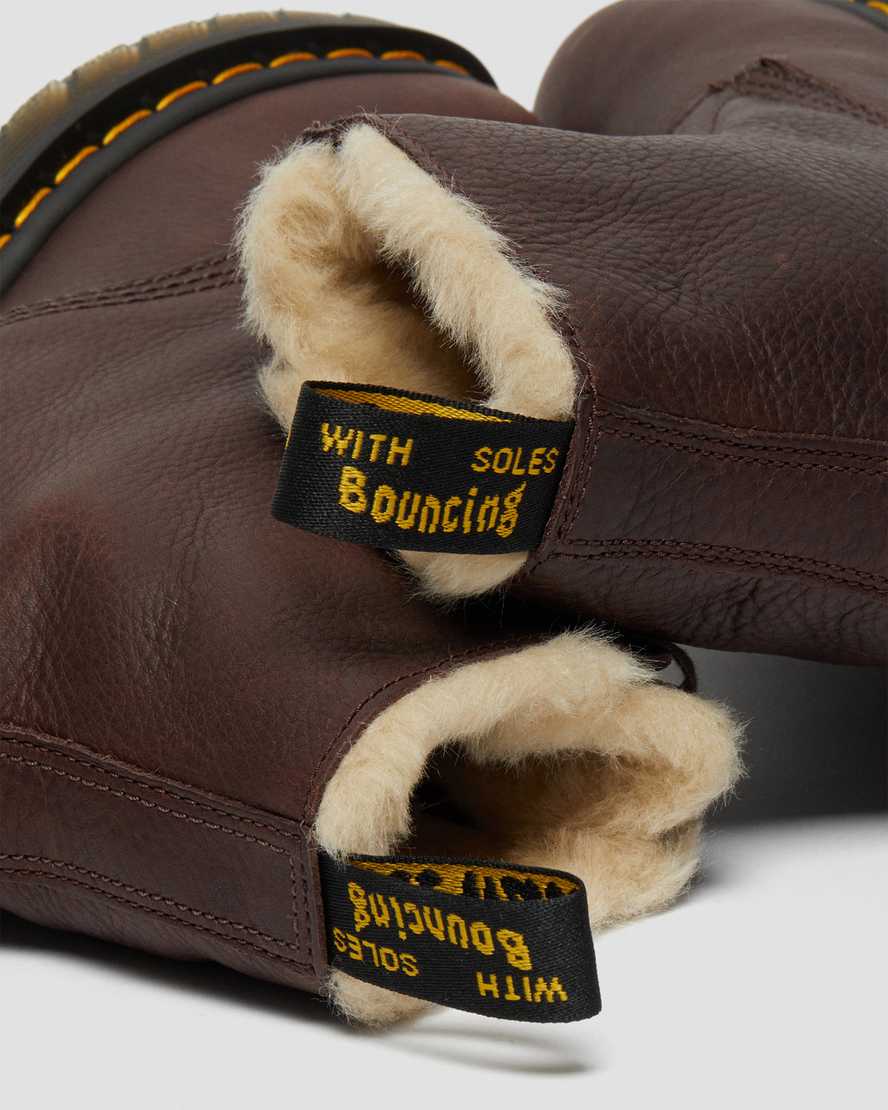 bruna dr martens 1460 pascal fodrade stövlar med fuskpäls för damer
