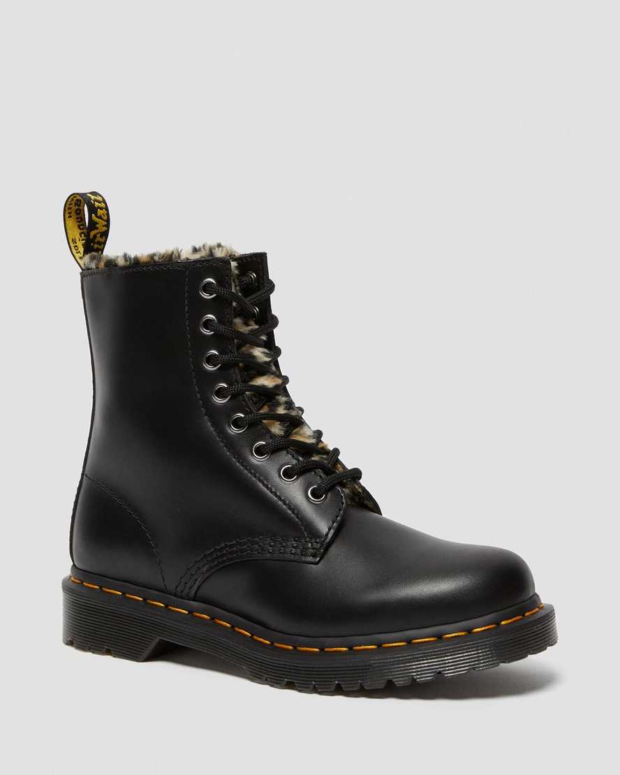 svarta dr martens 1460 serena leopard fuskpäls fodrade stövlar för dam
