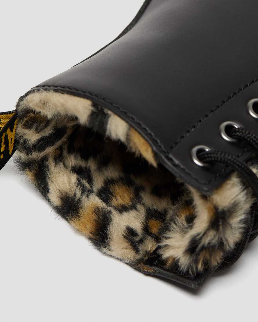 svarta dr martens 1460 serena leopard fuskpäls fodrade stövlar för dam
