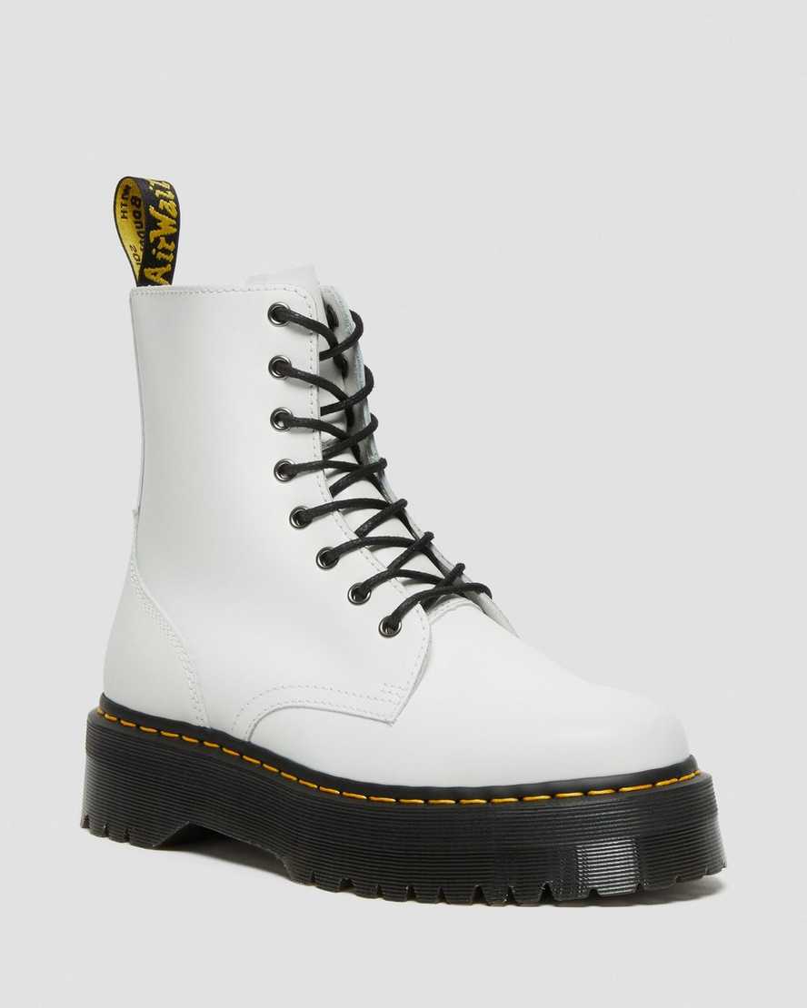 vita dr martens jadon smooth platåstövlar för dam