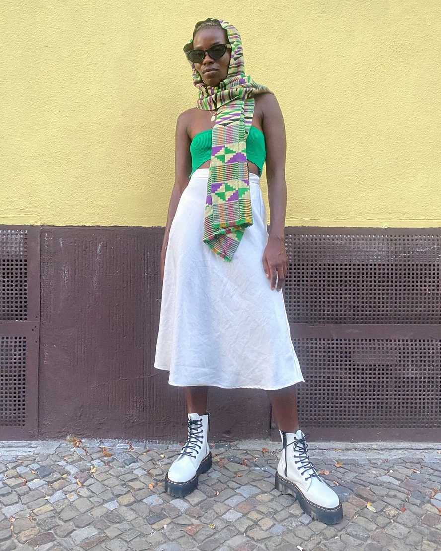vita dr martens jadon smooth platåstövlar för dam