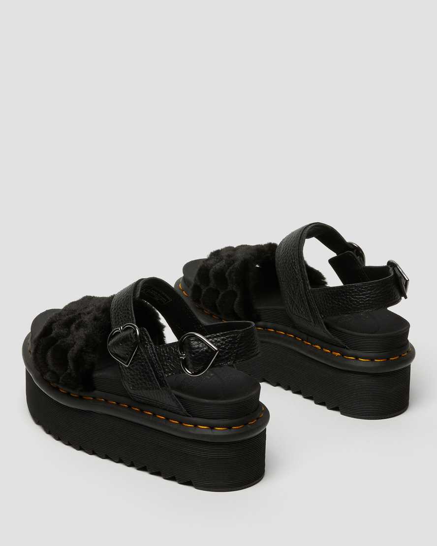 svarta dr martens voss fluffy fuskpäls platåsandaler för dam