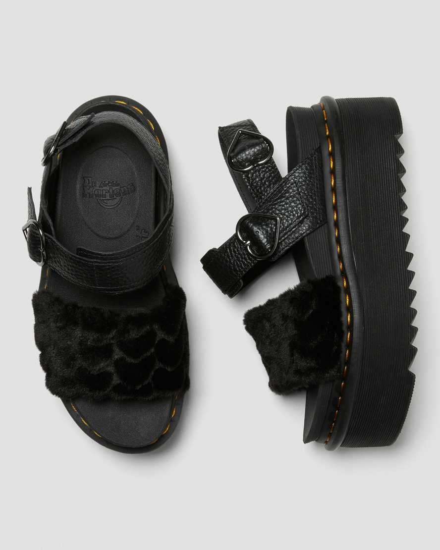svarta dr martens voss fluffy fuskpäls platåsandaler för dam