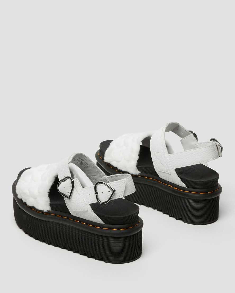 vita dr martens voss fluffy fuskpäls platåsandaler för dam