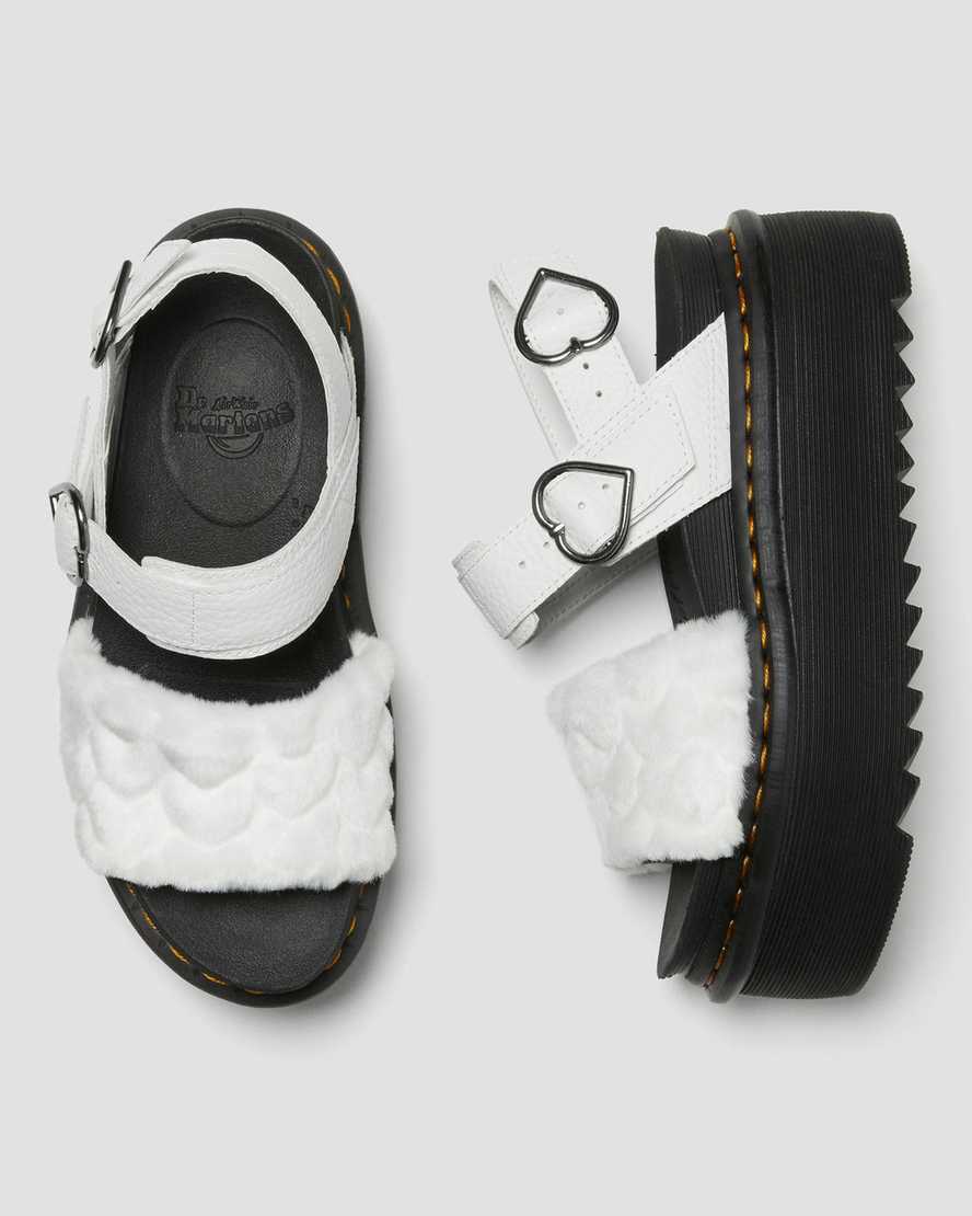 vita dr martens voss fluffy fuskpäls platåsandaler för dam