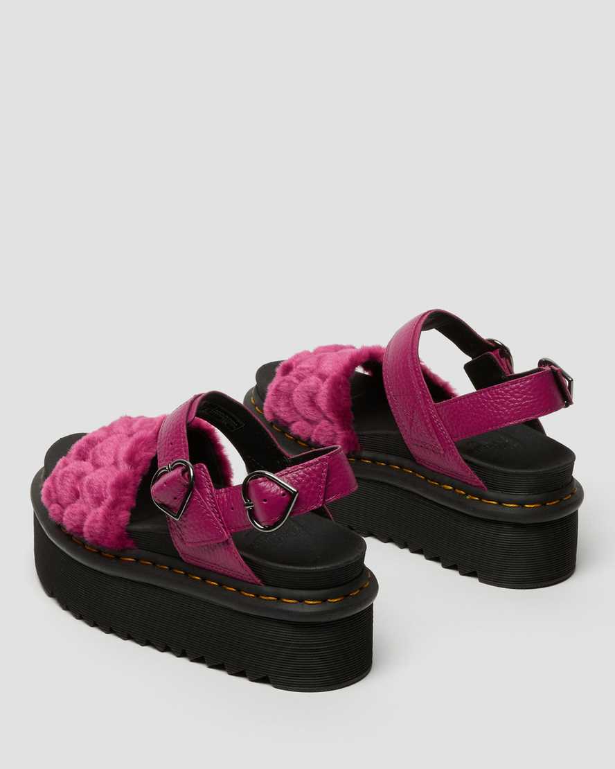 rosa dr martens voss fluffy fuskpäls platåsandaler för dam