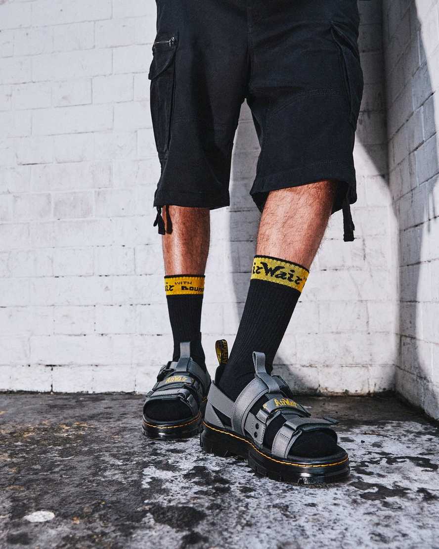 grå dr martens pearson webbing damsandaler
