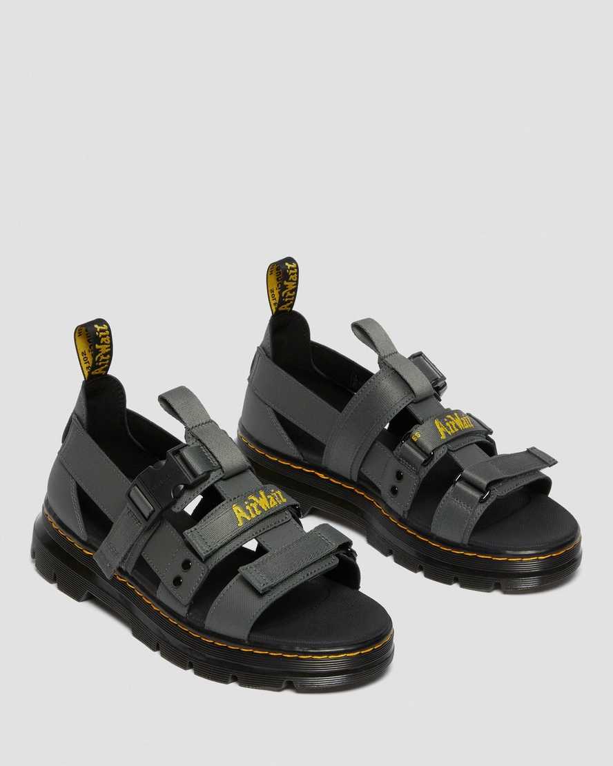grå dr martens pearson webbing damsandaler