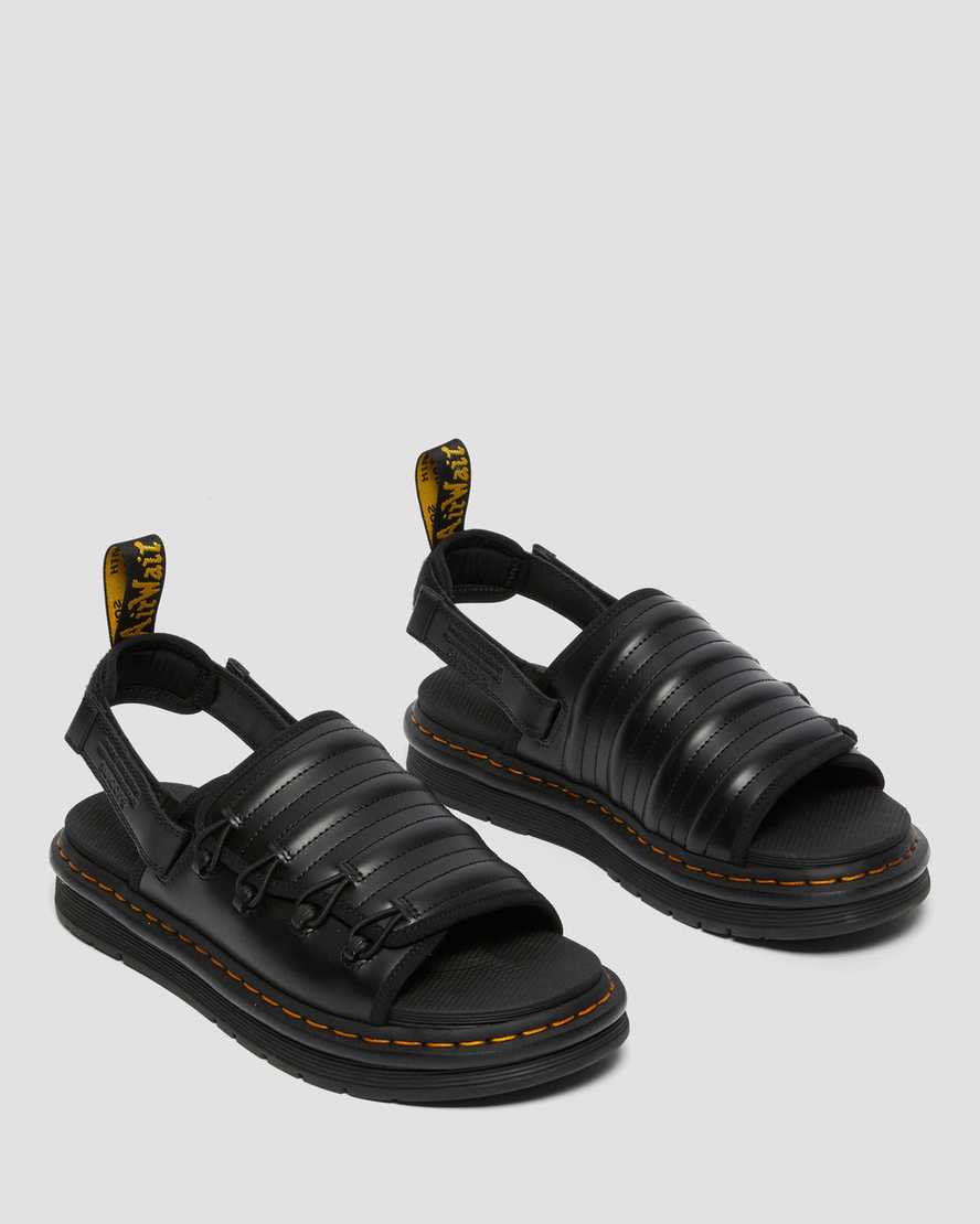 svarta dr martens mura suicoke damsandaler