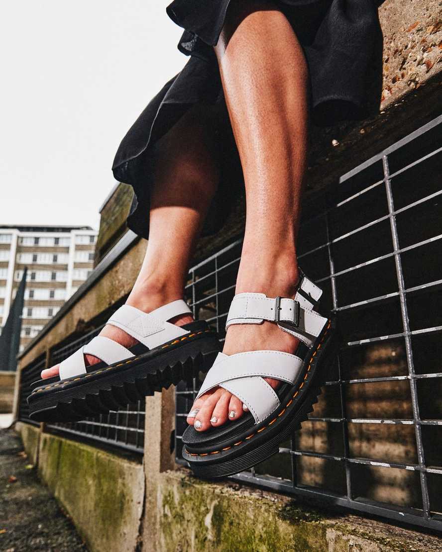 vita dr martens voss ii damsandaler med rem