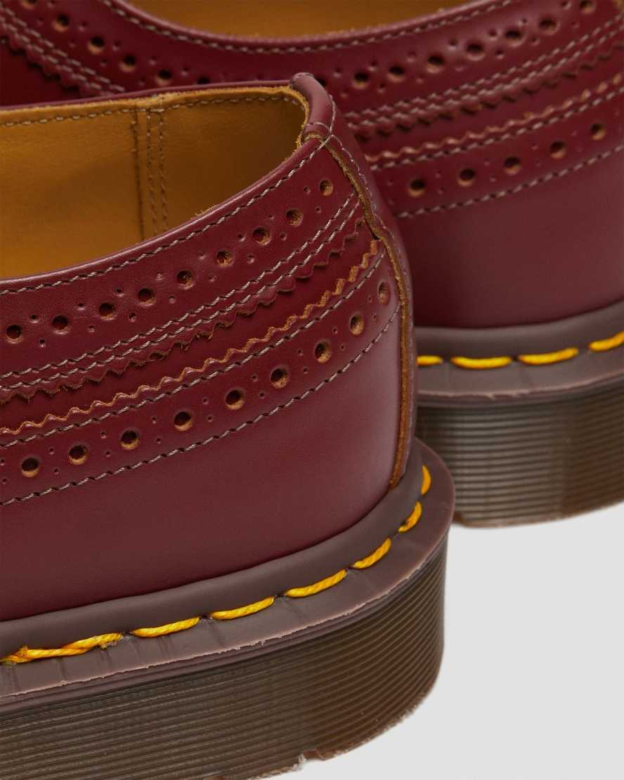 röda dr martens 3989 vintage made in england dam brogueskor