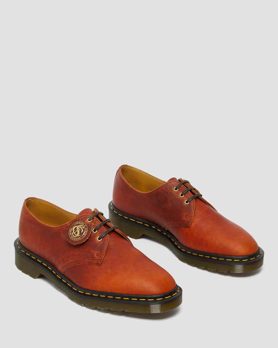 bruna dr martens 1461 classic oil oxfordskor för kvinnor